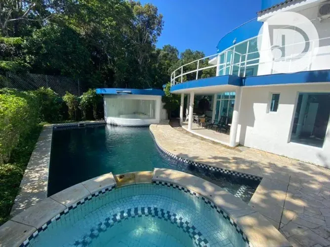 Casa com 4 dormitórios à venda, 500 m² por R$ 6.500.000,00 - Condomínio Hanga Roa - Bertio
