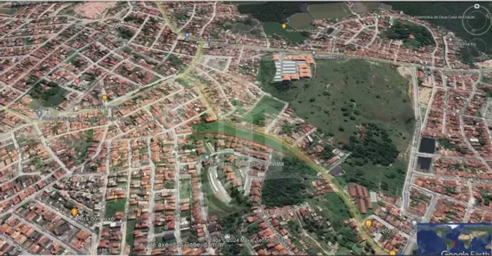 Área 10.729,62 m² na rua Santa Terezinha, Bairro Cidade Nova