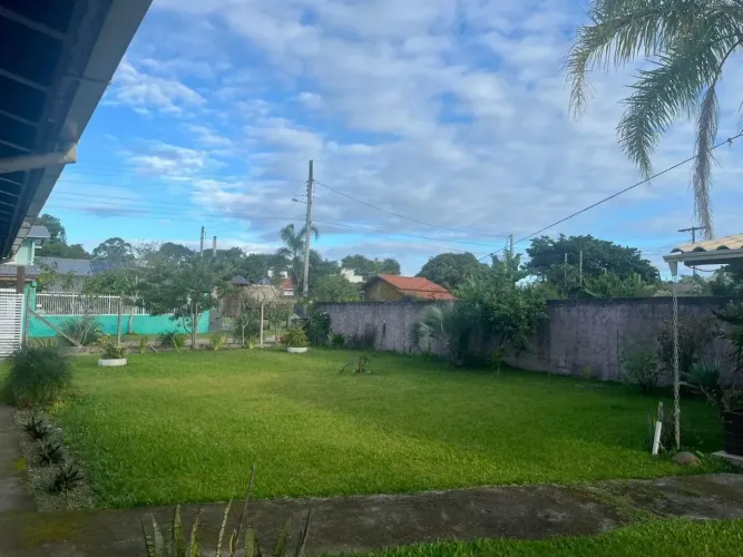 Lindo terreno há poucos metros da Lagoa do Quintino Imbituba