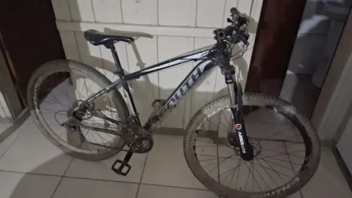 Vendo bicicleta aro 29 too 500 reais