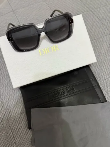 ÓCULOS DE SOL DIOR - USADO
