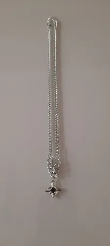 Cordão com Pingente Estrela Preto