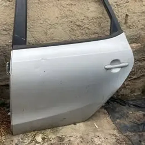 Porta trazeira esquerda i30 2008 /2013