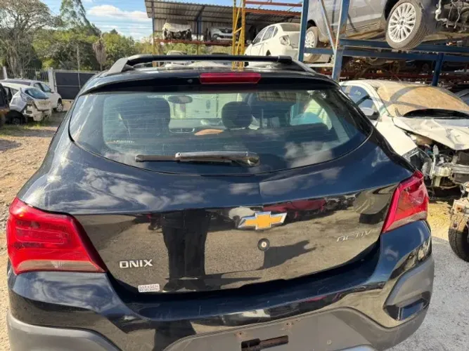TAMPA TRASEIRA GM ONIX 17/18 /SEM ACESSORIOS