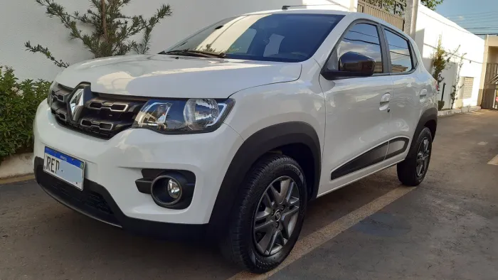 Kwid Intense 20/21 baixo KM O mais novo do Df