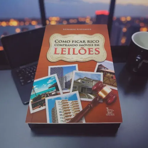 Livro Como Ficar Rico Comprando Imóveis em Leilões - Leonardo Schulmann (Usado)