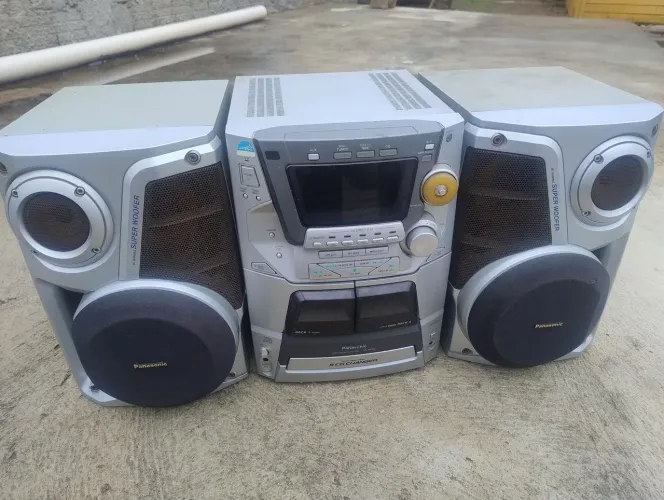 Vendo som antigo... Funcionando mais não total tem de dar uma geral 