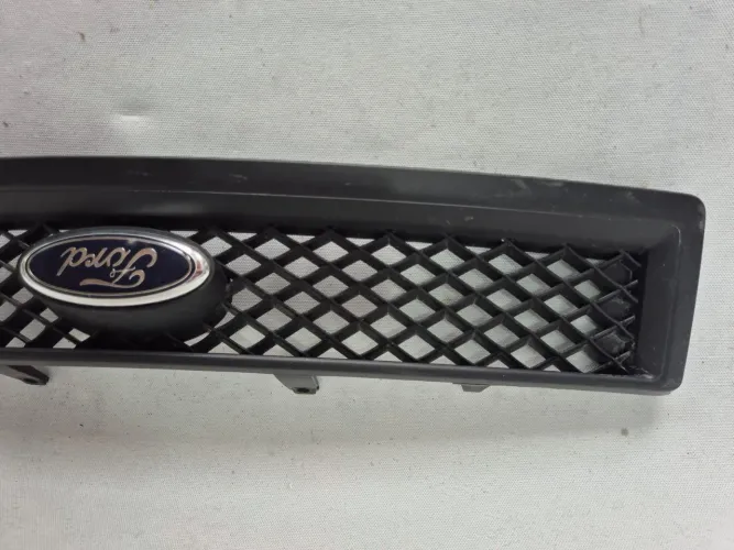 Grade frontal Ford Fiesta 2007 2008 2010 