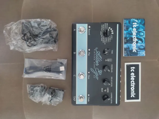 Pedal TC Electronic Alter Ego Flashback X4 - Vintage Echo