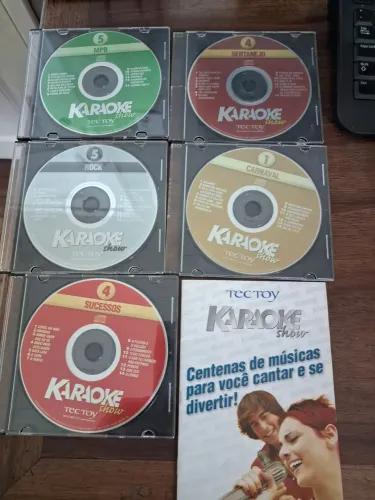 CDs  karaoke 5 unidades 