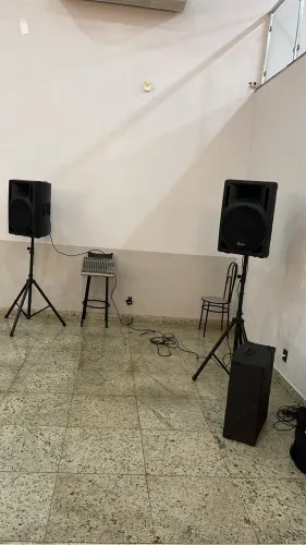 Aluguel de som e iluminação com ou sem Dj p/ pequenos eventos 