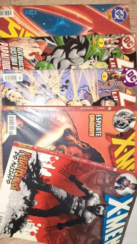 Lote de HQs X-Men LJA Superman e DC Comics