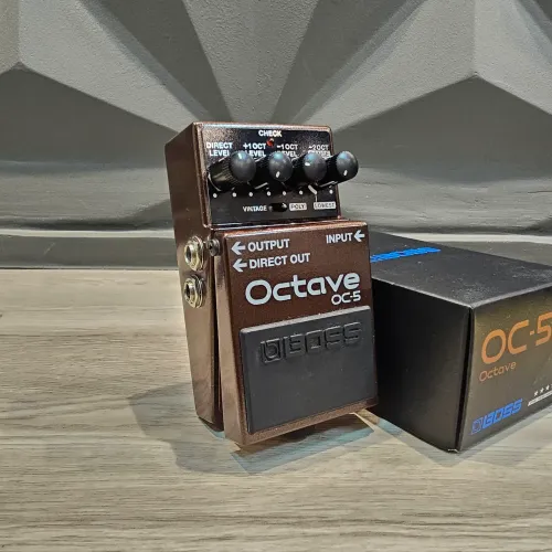 [GARANTIA ATÉ 2029] Pedal Oitavador Boss OC-5 OC5 (ZERADO!)