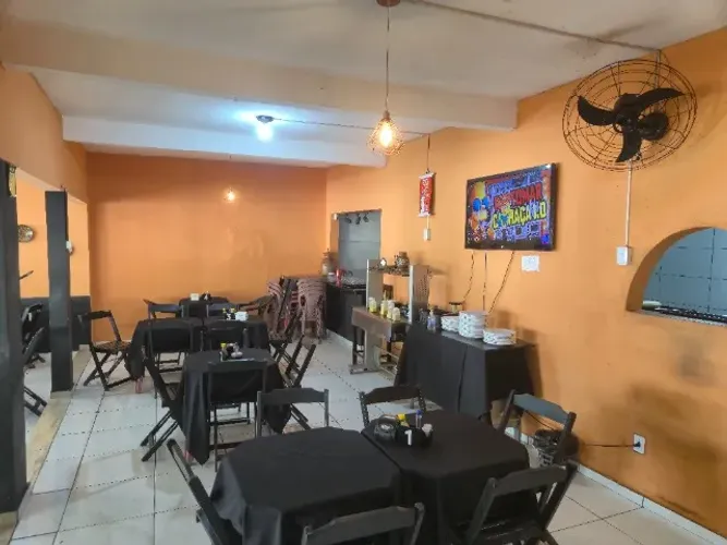 Vendo itens de restaurante