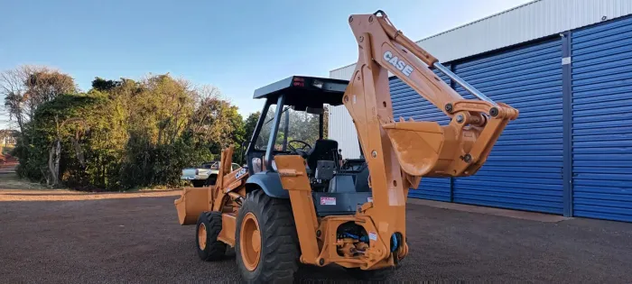 Retroescavadeira Case 580L 4x4
