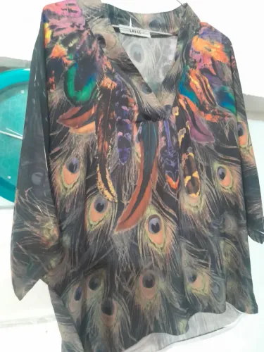 Camisa Estampada Pena de Pavão
