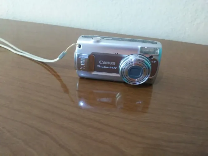 Vendo câmera digital canon Powershot A470
