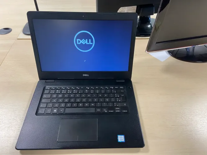 Notebook DELL VOSTRO 3481