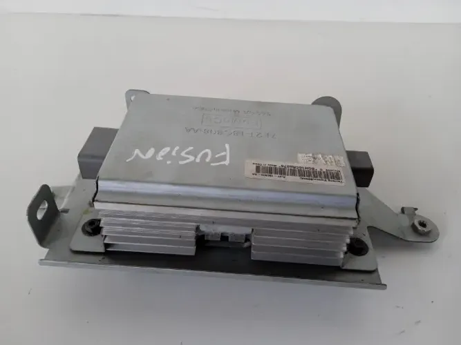 Módulo Amplificador Rádio Ford Fusion 2.3 2007 08 2009 Cod. 7l2t-18c808-aa 