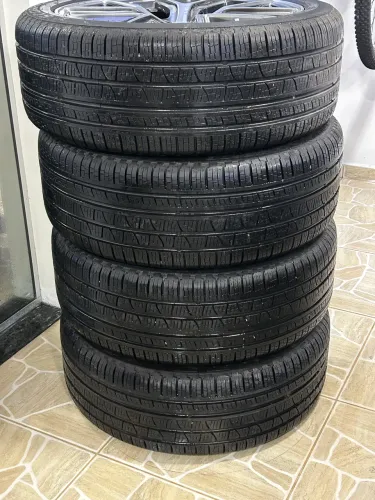Jogo de Rodas com Pneus Novos para Carros. (OFERTA)
