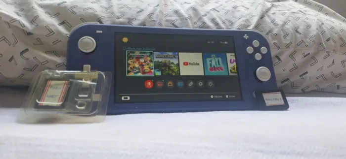 Vende-se Nintendo Switch Lite Roxo