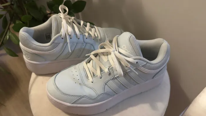 Tenis adidas couro 36 azul claro