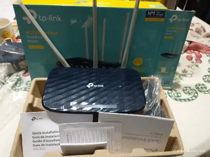 Roteador de internet TP-Link AC750
