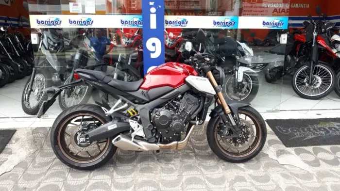 Honda Cb 650R Abs 2021 Vermelha Único Dono Baixo Kms