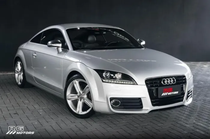 Audi TT 2.0 16V TFSI S-tronic 2011