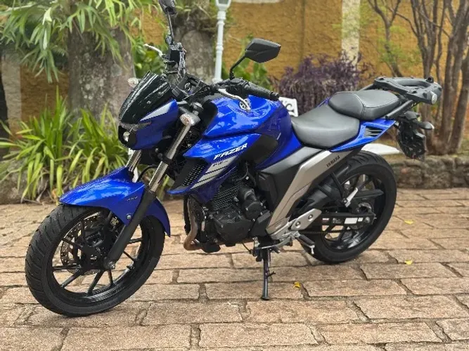 Fazer 250 FZ25 2022 em prefeito estado, moto revisada