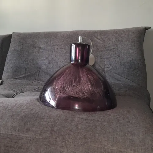 LUSTRE TRANSLUCIDO COM ESTRUTURA ARAMADA