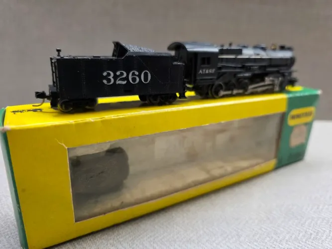 Locomotivas AT&SF Minitrix escala N ferromodelismo 