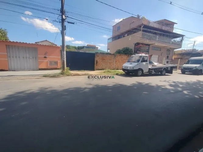 LOTE MURADO NA AVENIDA RIO SÃO FRANCISCO - RIACHO DAS PEDRAS