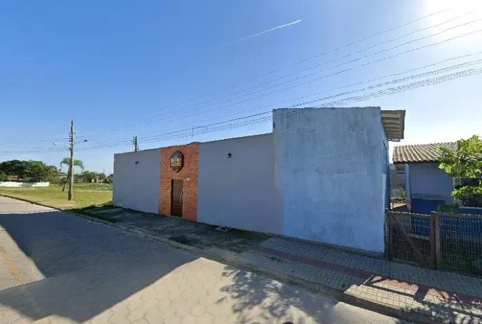 Pavilhão à venda no Centro de Balneário Rincão