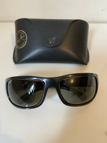 Óculos escuros RayBan 