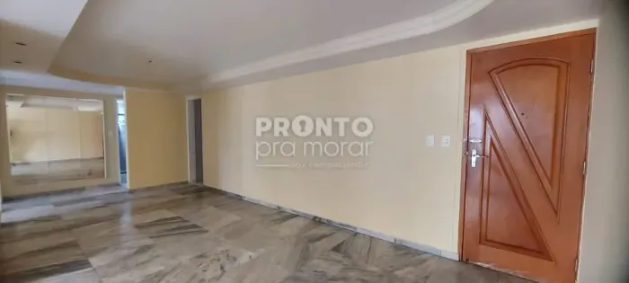Apartamento com 3 quartos em Candeias