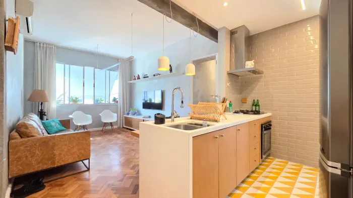 Imóvel para aluguel possui 76 metros quadrados com 3 quartos em Ipanema - Rio de Janeiro -