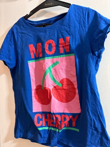 Camiseta cereja