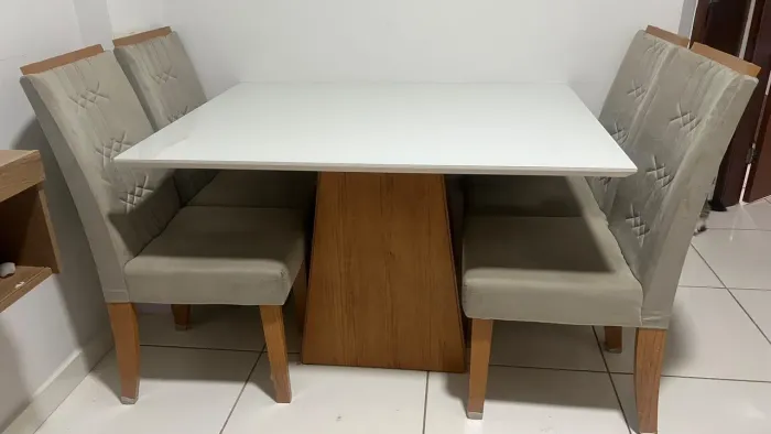 VENDO MESA DE JANTAR
