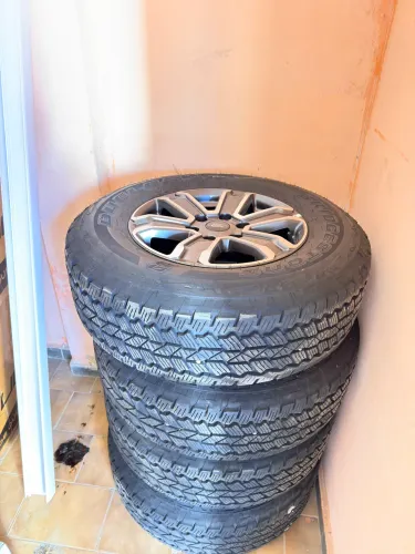 Pneu 255/70/17 Ranger XLT 
