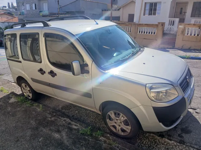 Fiat Doblo Essence 1.8 Flex 16V 5P 2018
