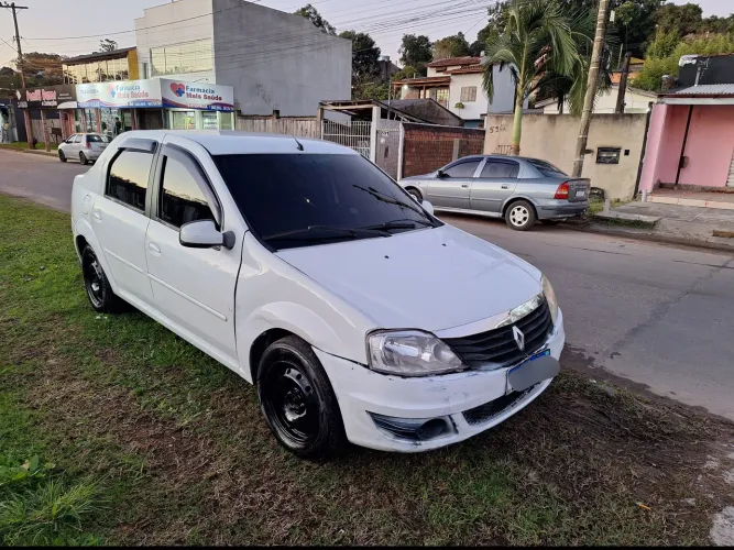 Renault Logan Expression Hi-flex 1.6 8V 4P 2012