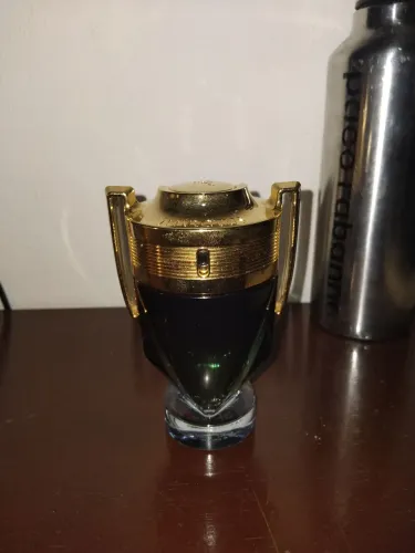 Perfume Invictus Parfum 100ml DESAPEGO