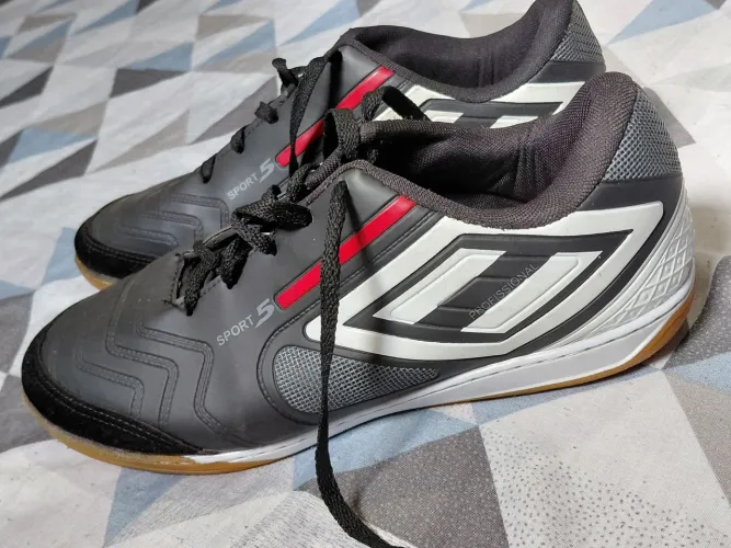 Chuteira futsal
