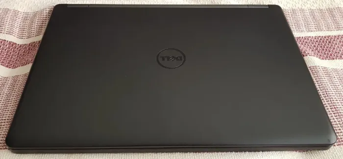 Notebook Dell Core i5 8250u 3.4Ghz - 8Gb DDR4 - 256Gb SSD Nvme - Tela 14'' - Entrego