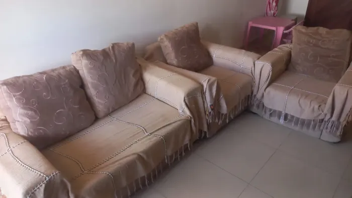 SOFÁ RETRÁTIL 4 LUGARES
