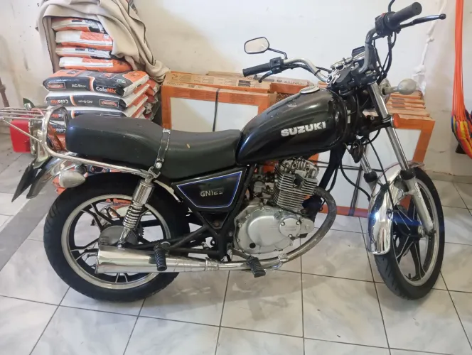 Intruder 125