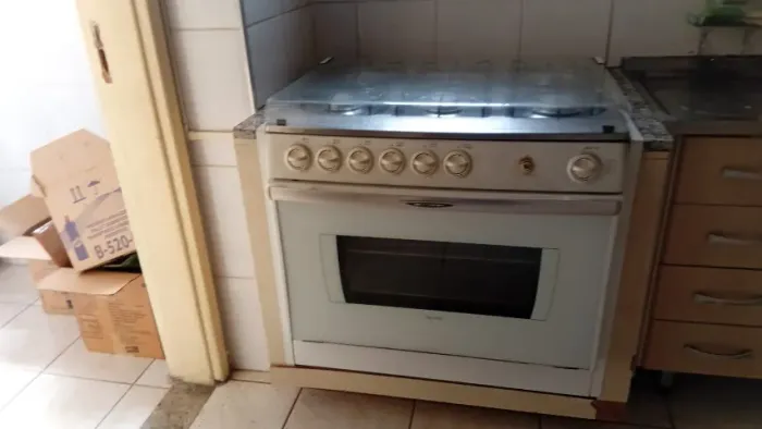 Móveis a venda, para vir buscar no local