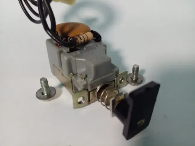 Gradiente S95 Tape Deck - Interruptor Liga desliga
