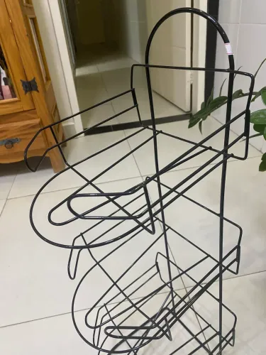 Expositor de Bonés - Estrutura em Aço Preto
